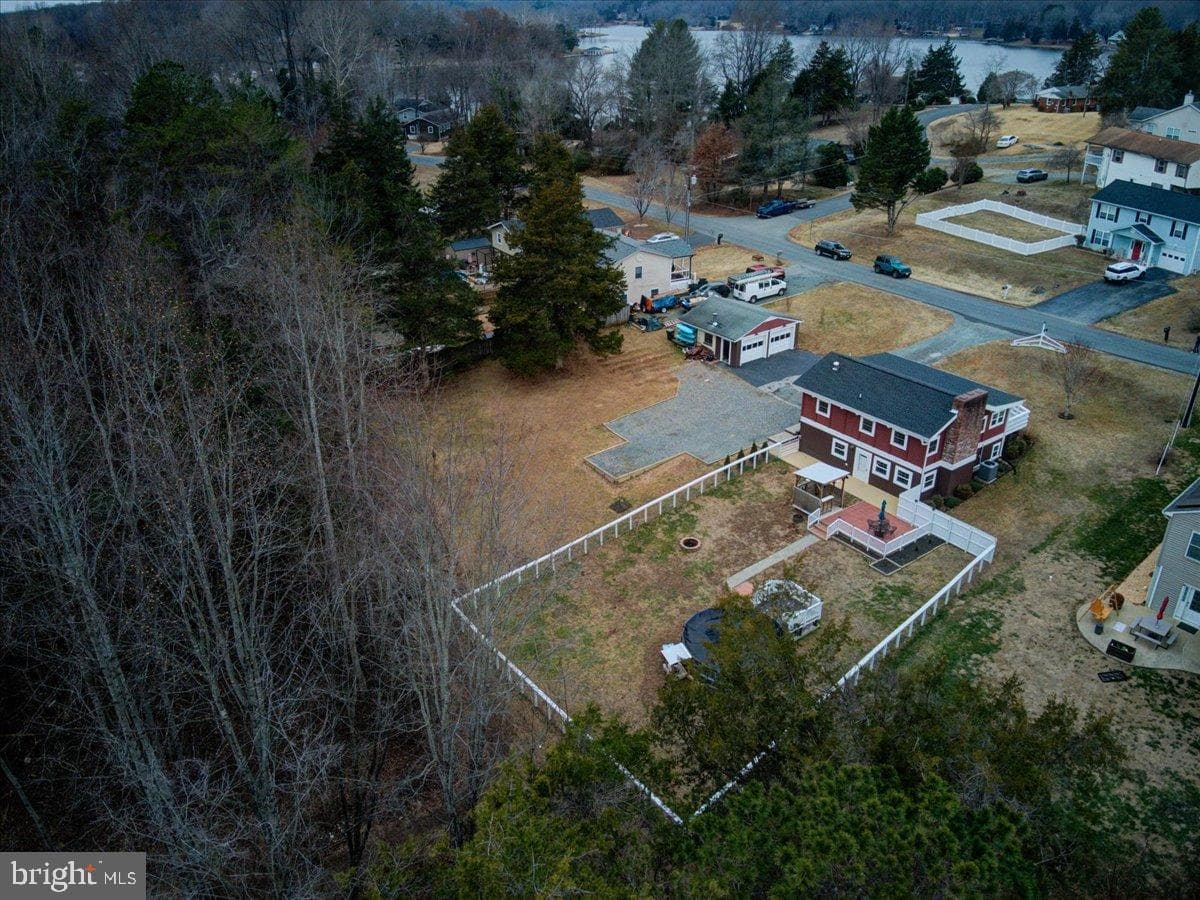 515 S Lakeshore Dr photo 33