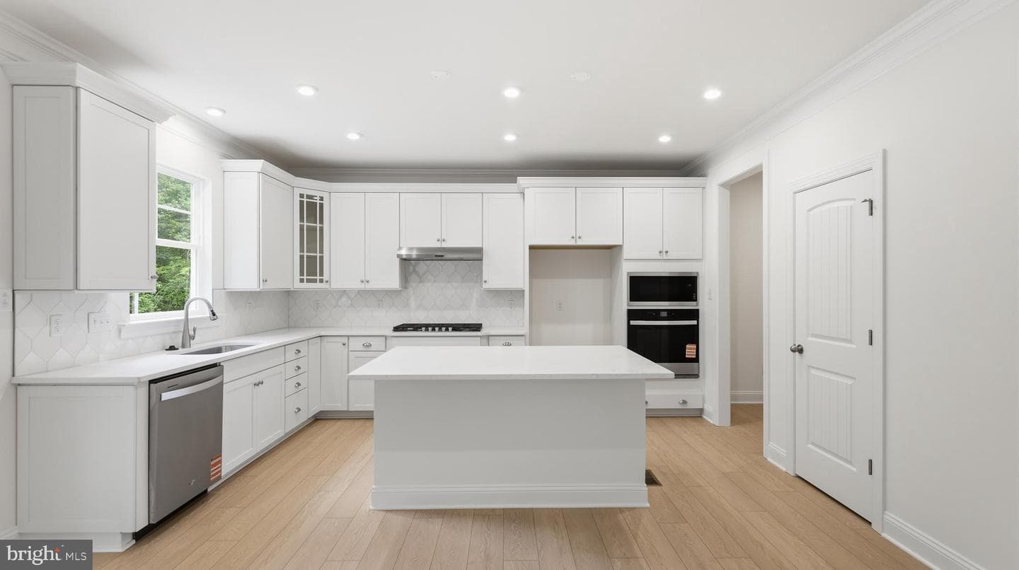 3164 Three Chopt Road photo 6