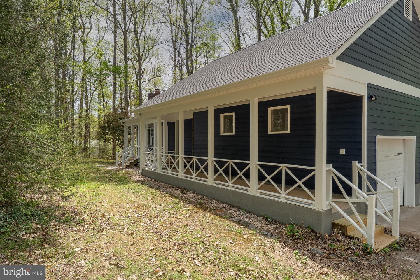 2367 N Lakeshore Drive photo 5