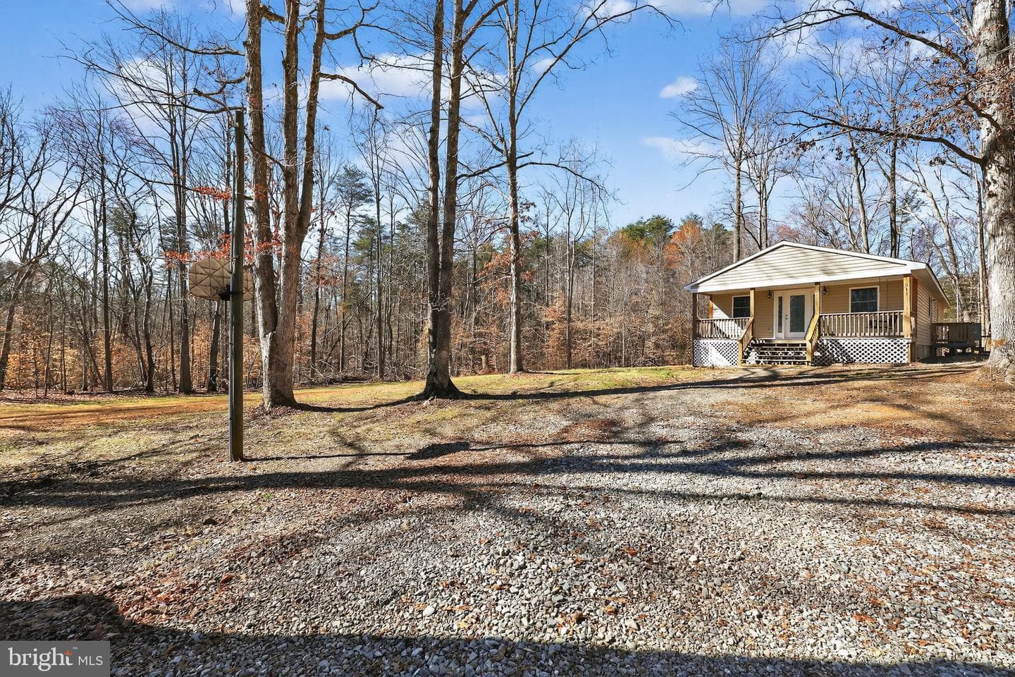 311 Holly Grove Court photo 2