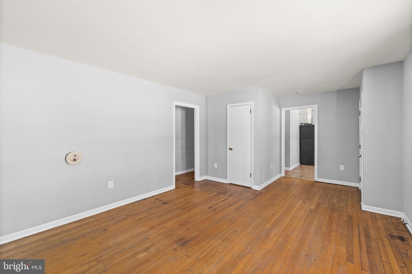 727 Chalklevel Road photo 5