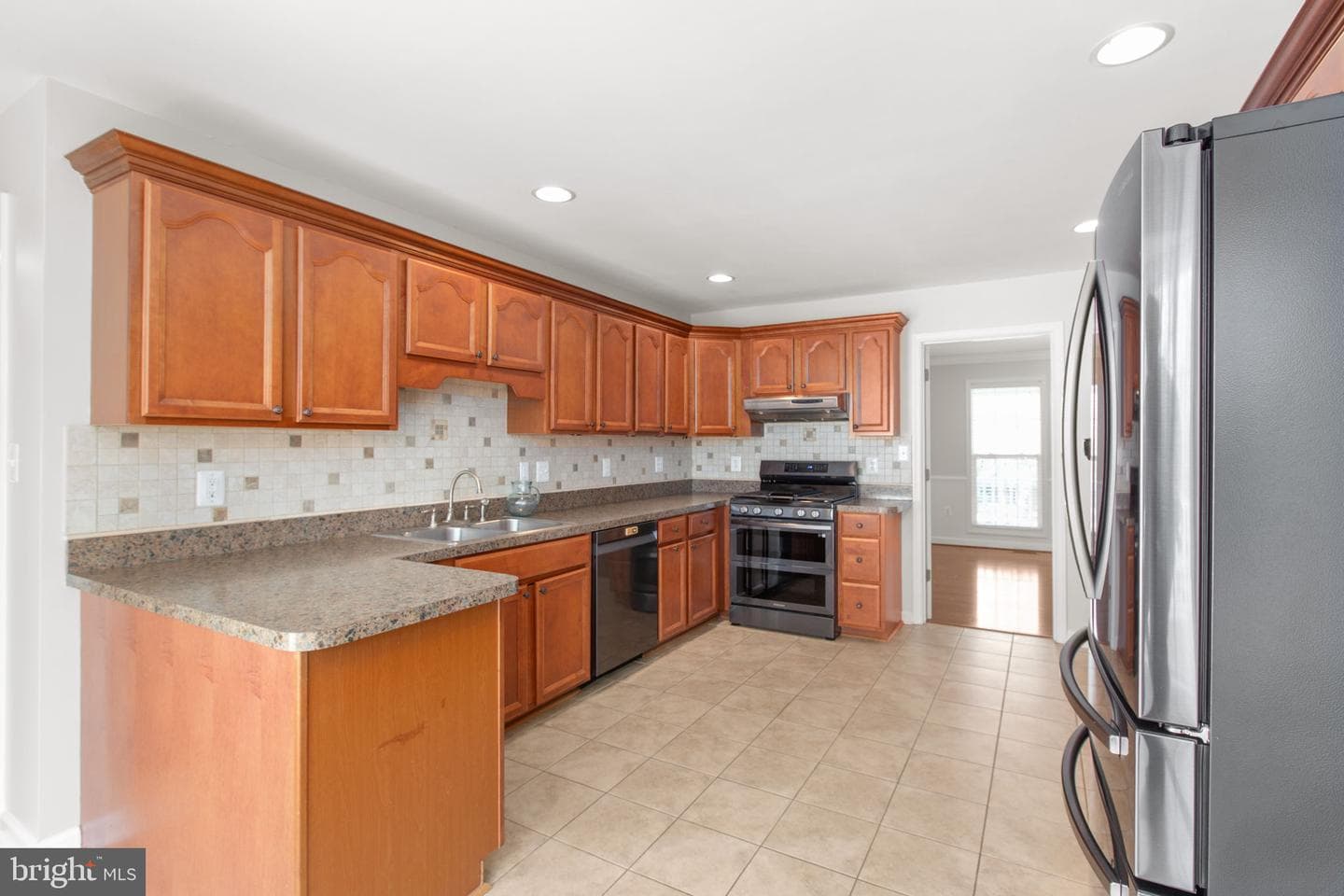 219 Oakwood Drive photo 16