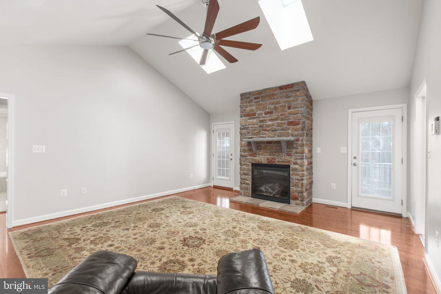 219 Oakwood Drive photo 23