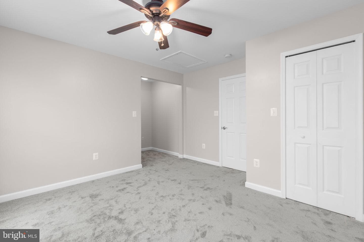 219 Oakwood Drive photo 32