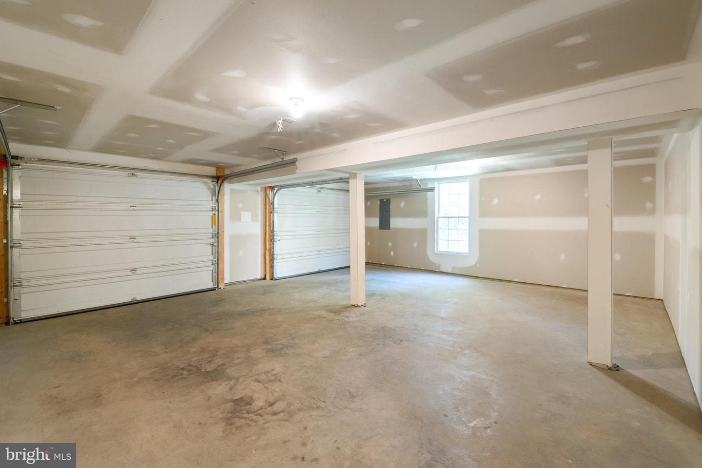 887 Hickory Creek Road photo 32
