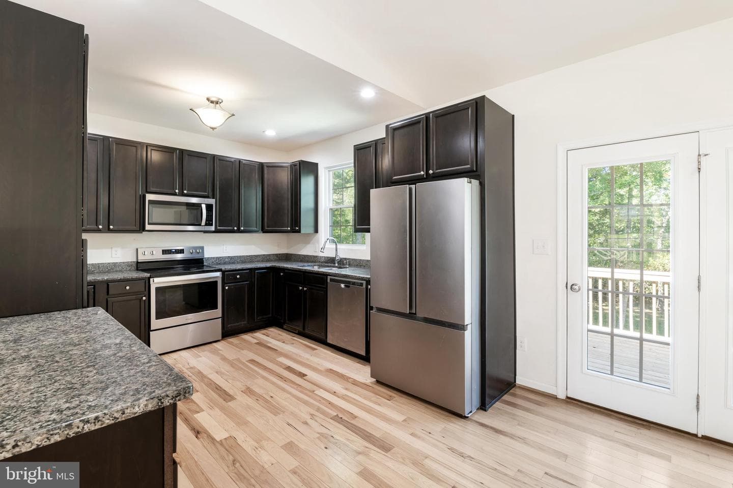 887 Hickory Creek Road photo 8