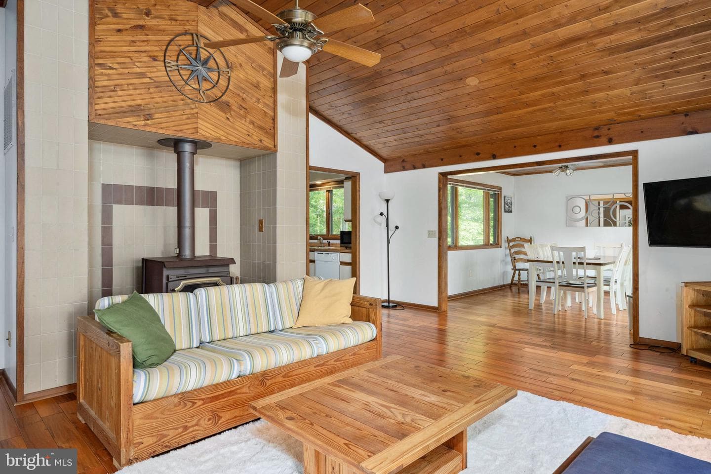 141 Becky Court photo 17