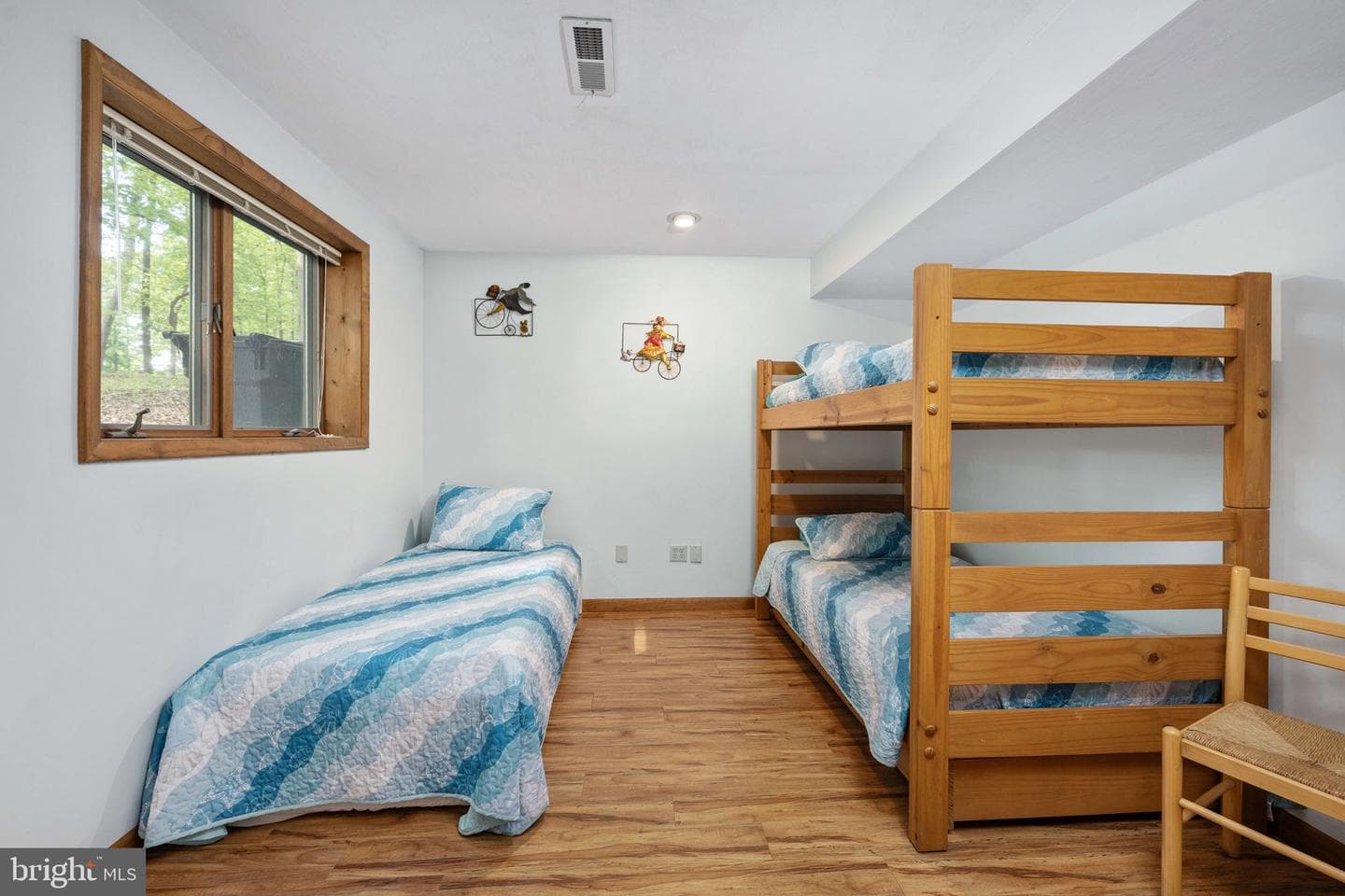141 Becky Court photo 34