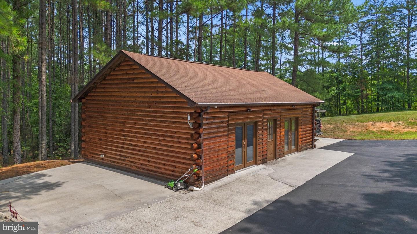 362 Dell Perkins Road photo 9