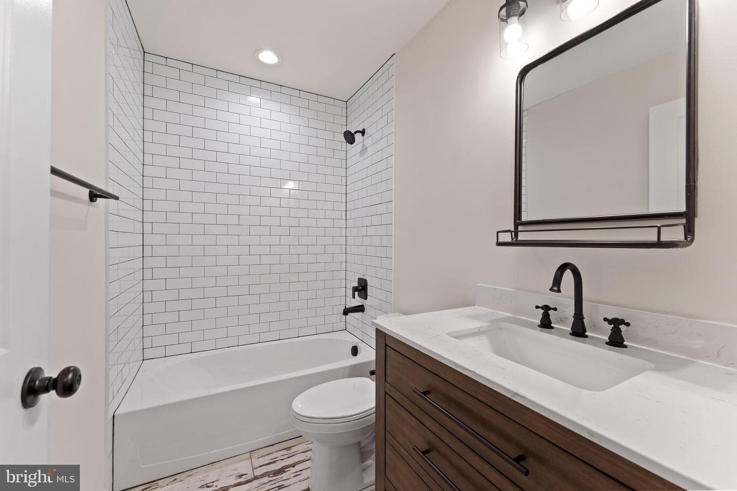 8 Shady Oaks Lane photo 17