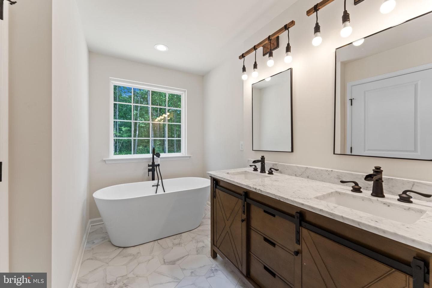 8 Shady Oaks Lane photo 19