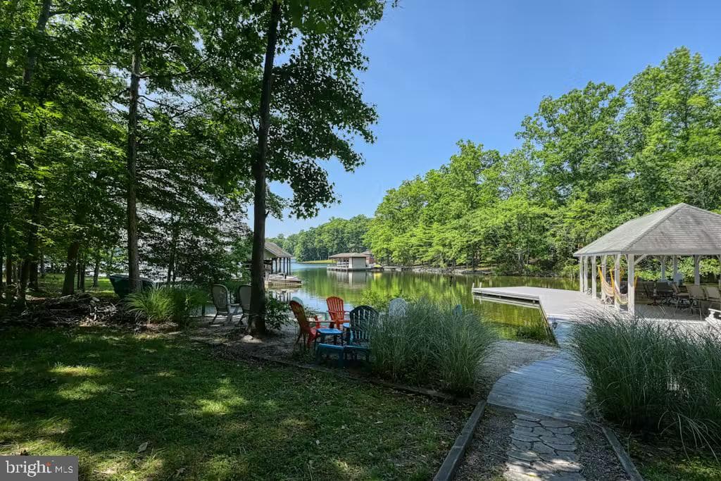 68 Emma Jane Lane photo 40
