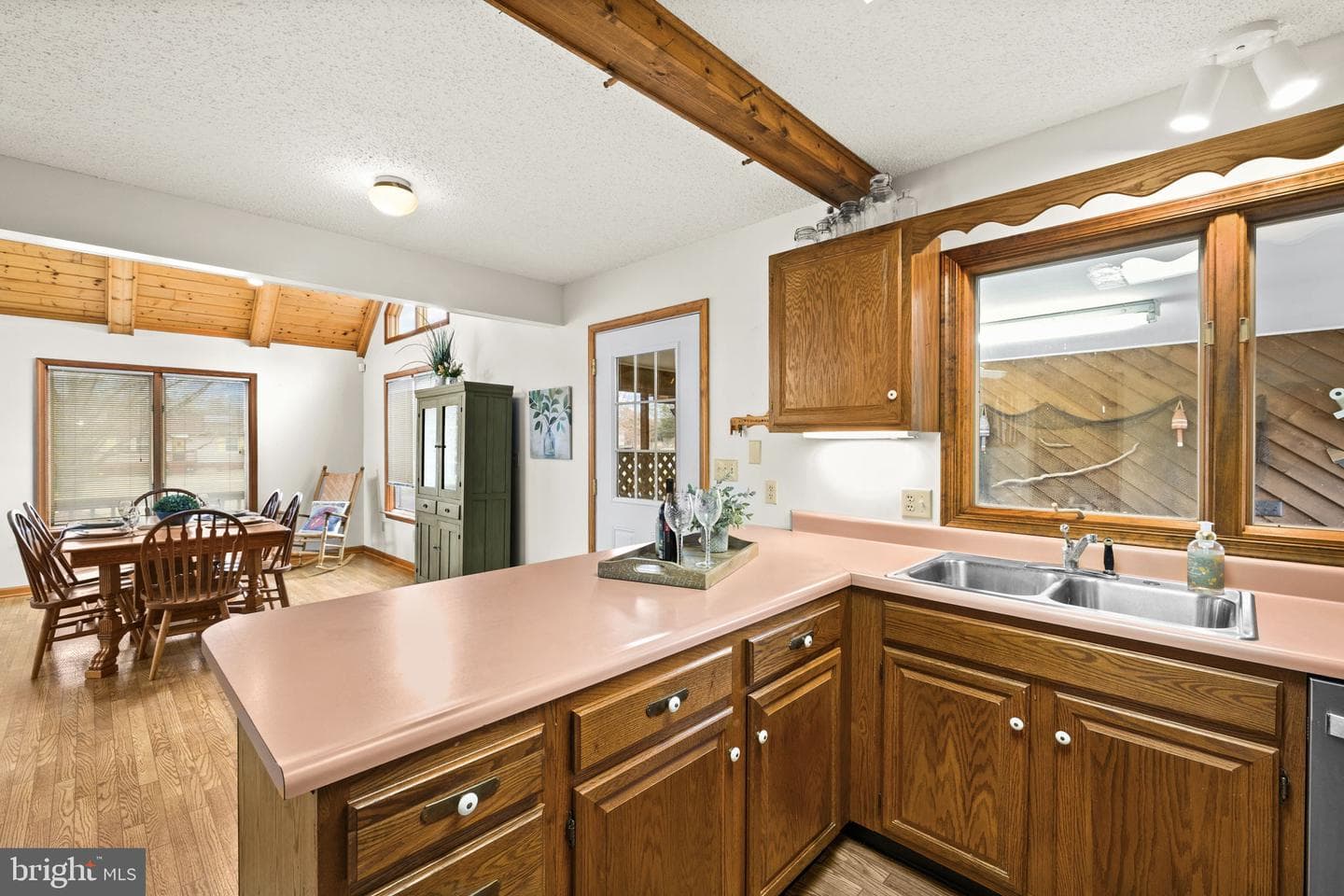 75 Mulberry Mdw photo 15