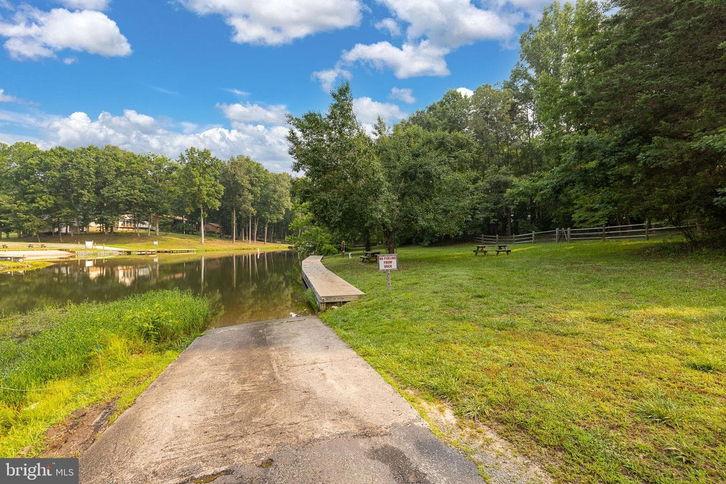 75 Mulberry Mdw photo 46