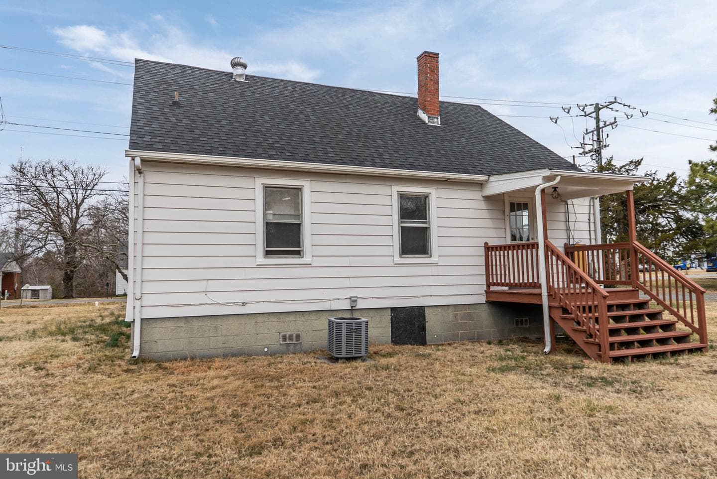 101 Lyde Avenue photo 5
