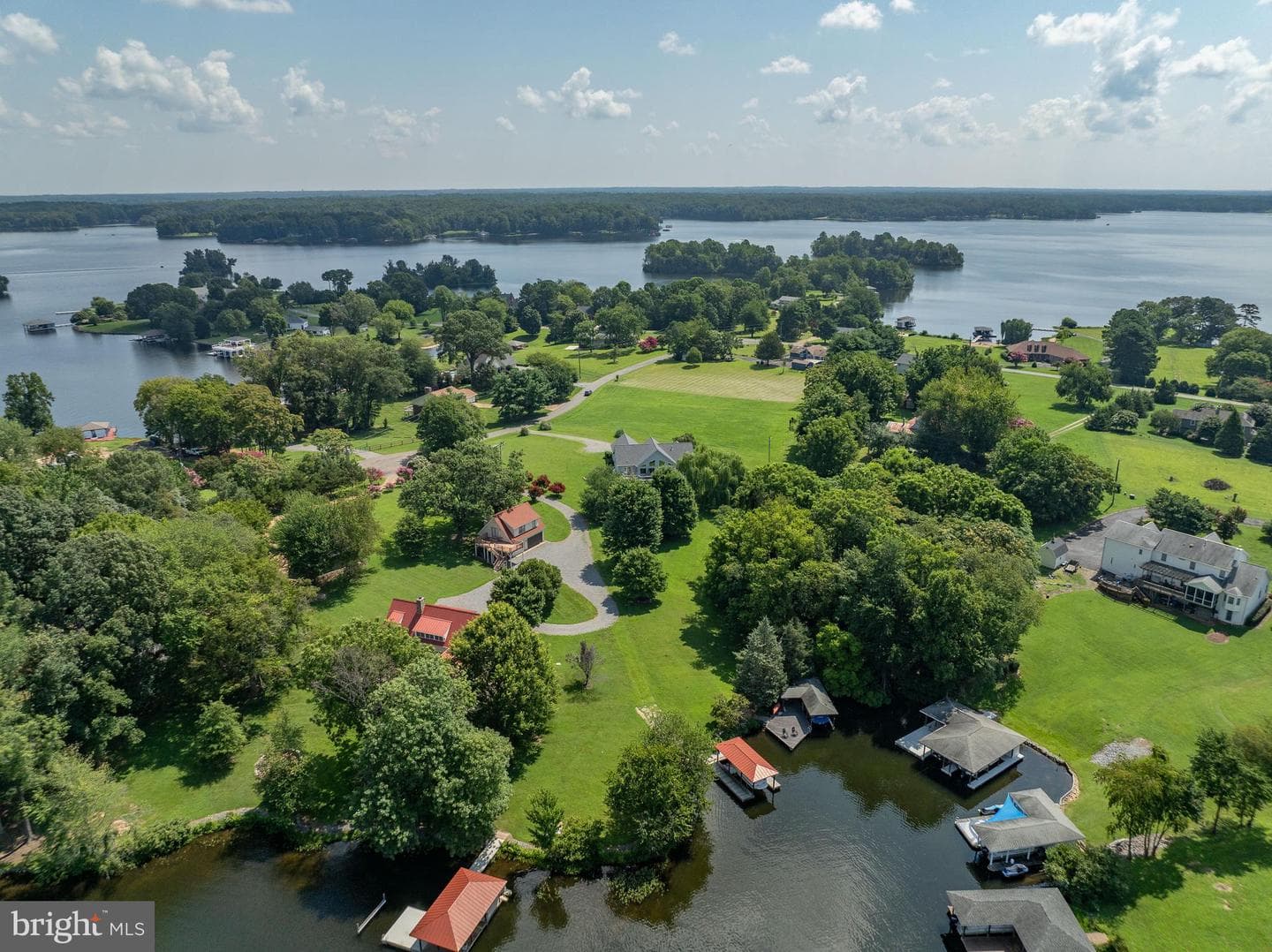 125 Lake Ct. photo 43