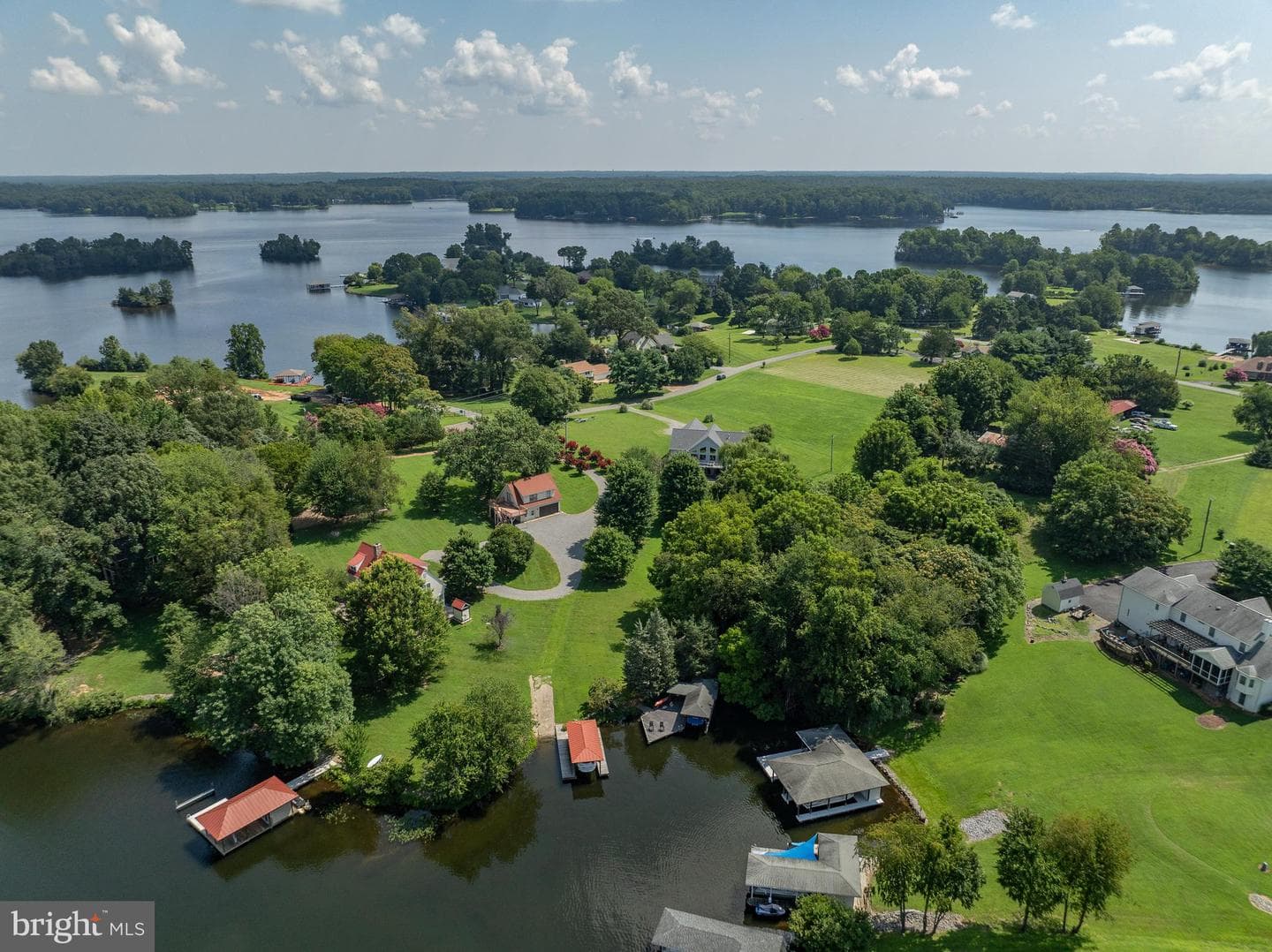 125 Lake Ct. photo 44