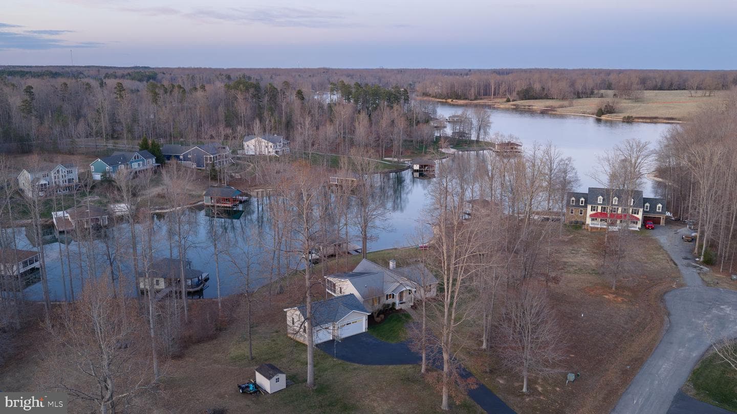 2045 Lake Forest Drive photo 101
