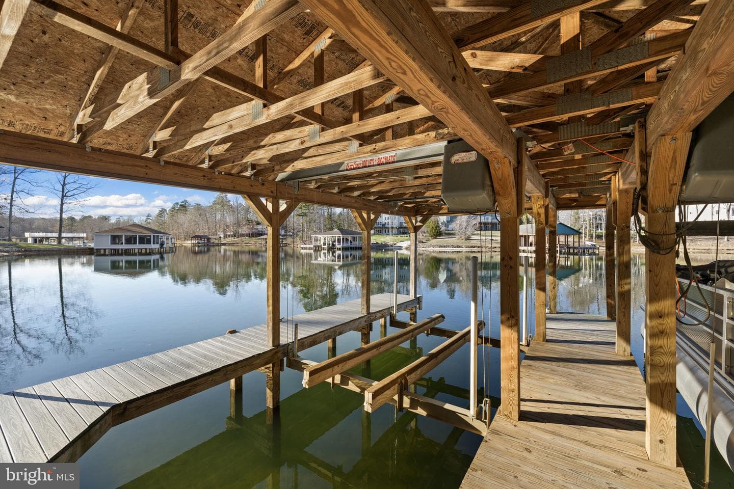 2045 Lake Forest Drive photo 11