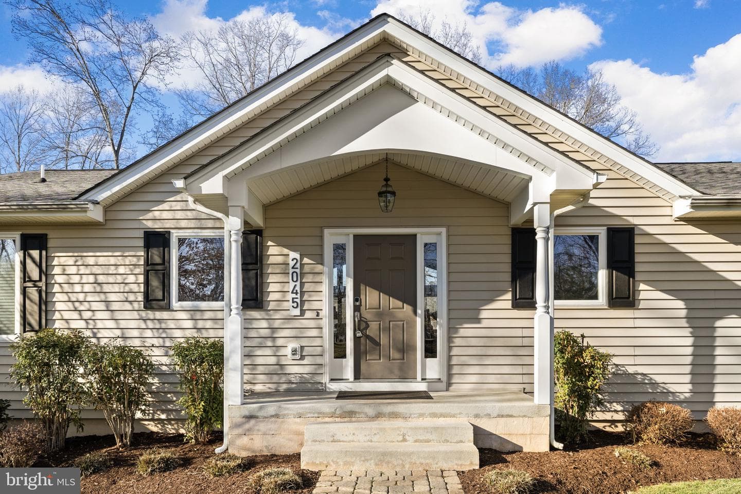 2045 Lake Forest Drive photo 26