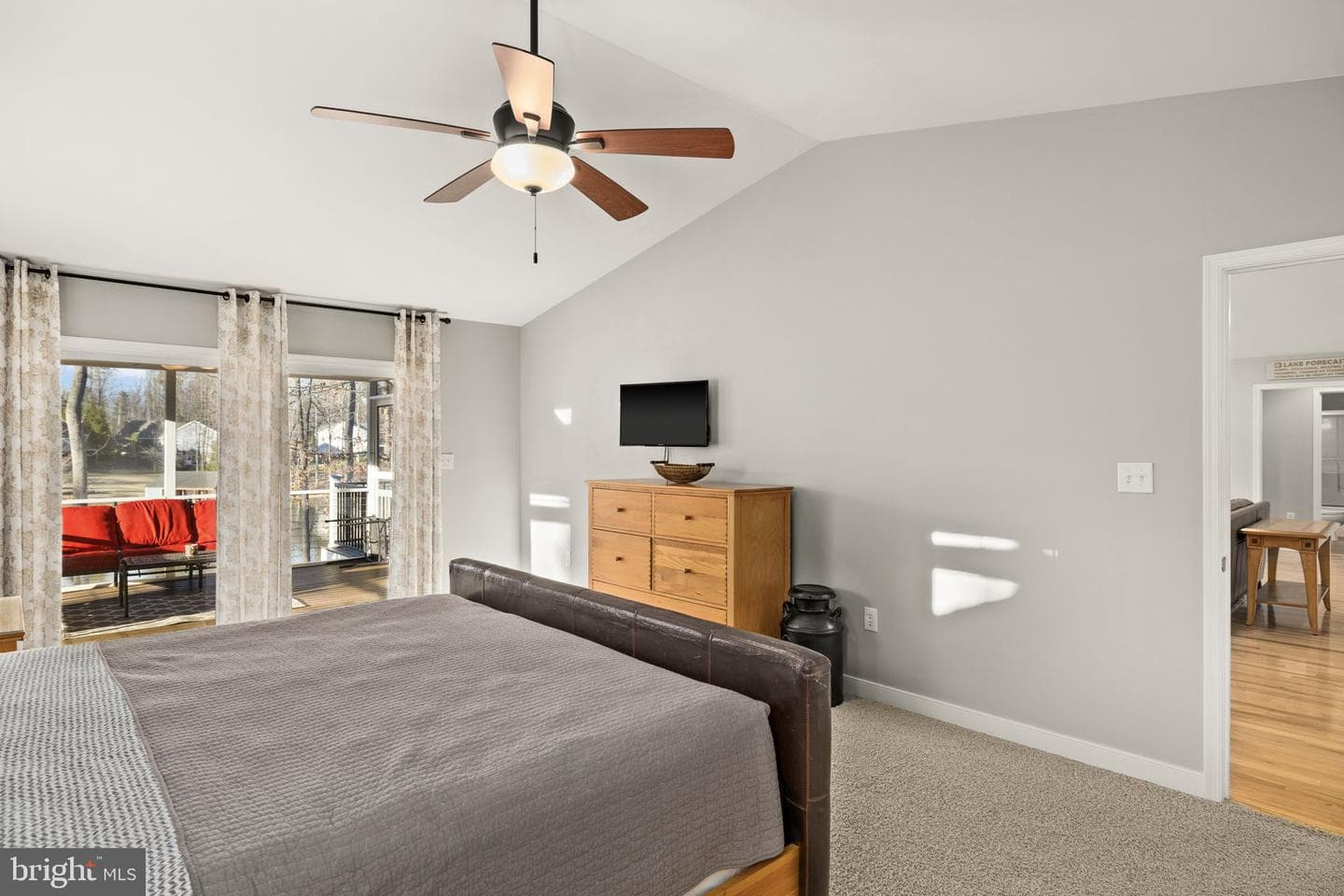 2045 Lake Forest Drive photo 42