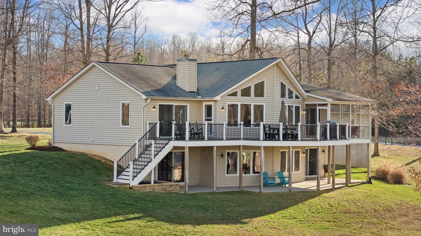 2045 Lake Forest Drive photo 66