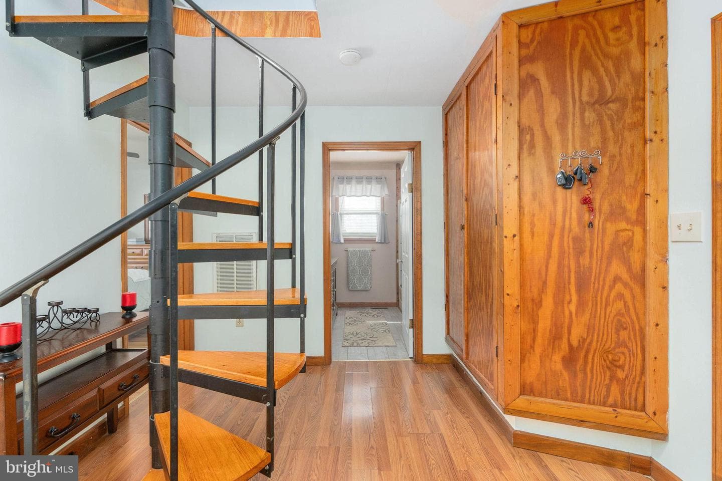 586 Jacoby Road photo 11