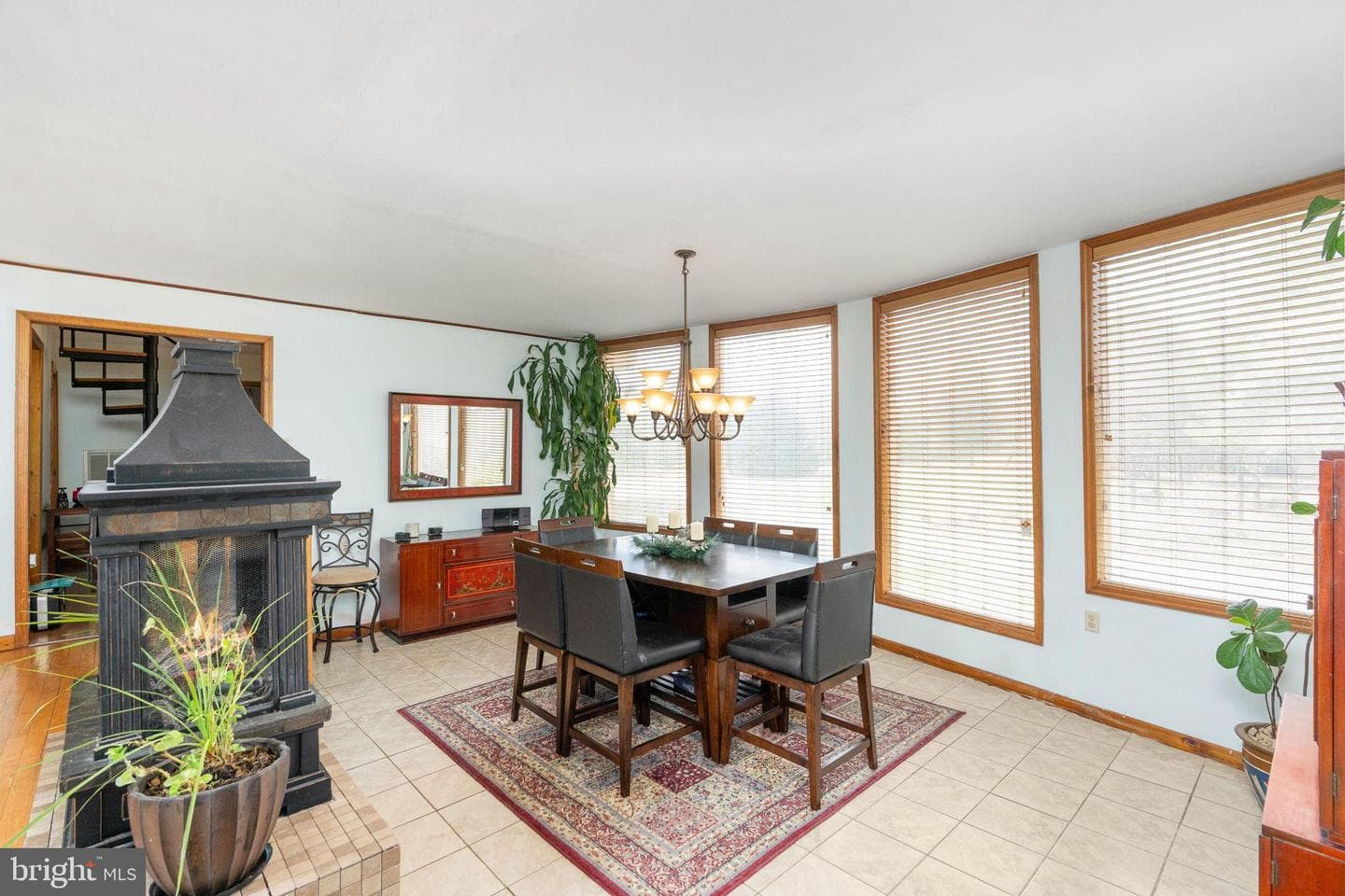 586 Jacoby Road photo 16
