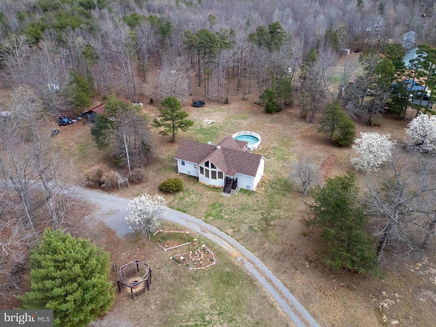 586 Jacoby Road photo 66
