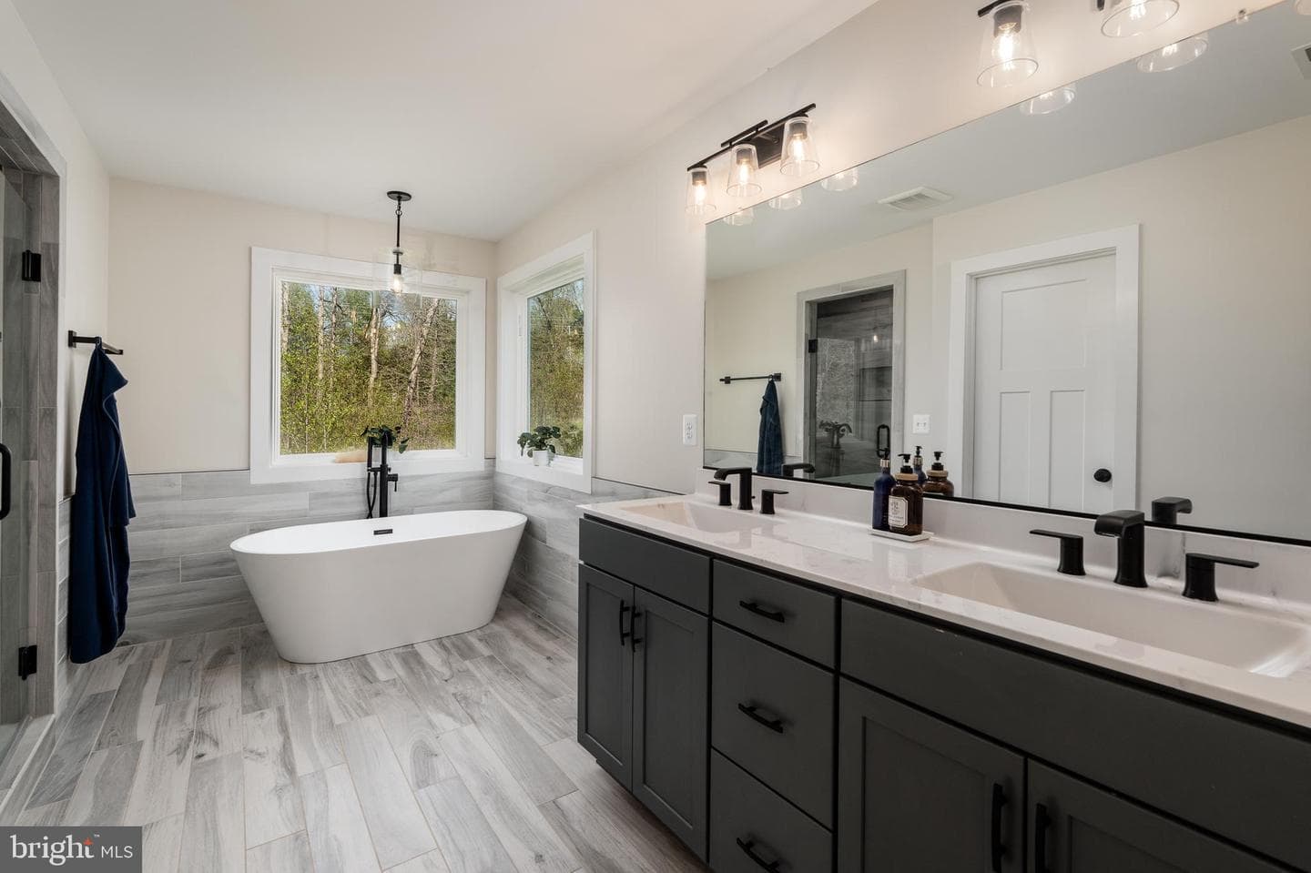 579 Fairview Drive photo 38