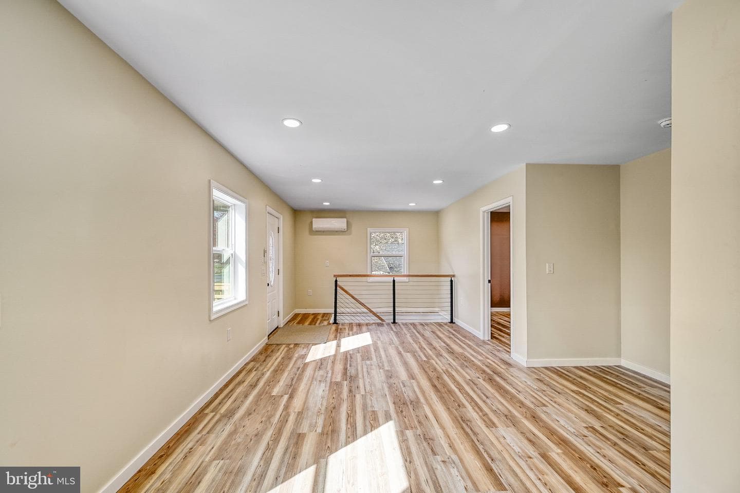 259 Redbud Drive photo 2