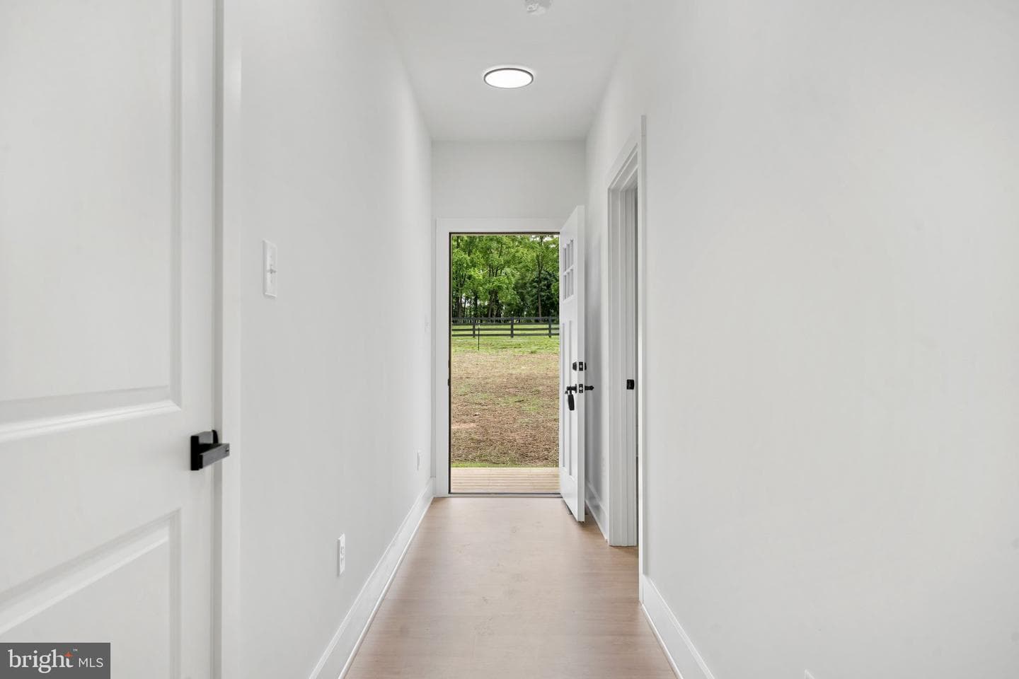 425 Palomino Drive photo 7