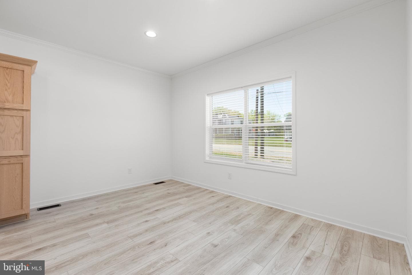 820 Mineral Avenue photo 10