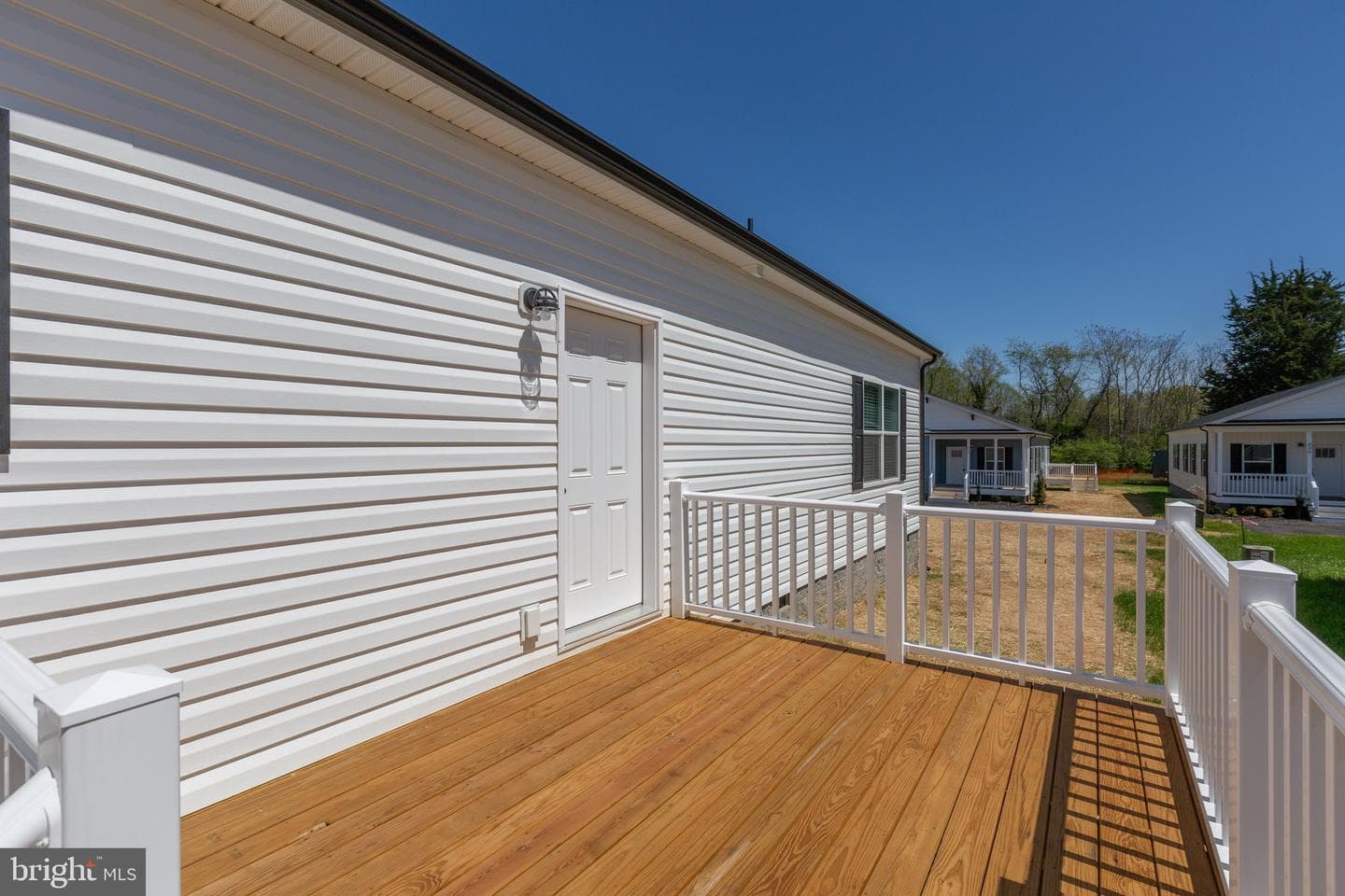 820 Mineral Avenue photo 29