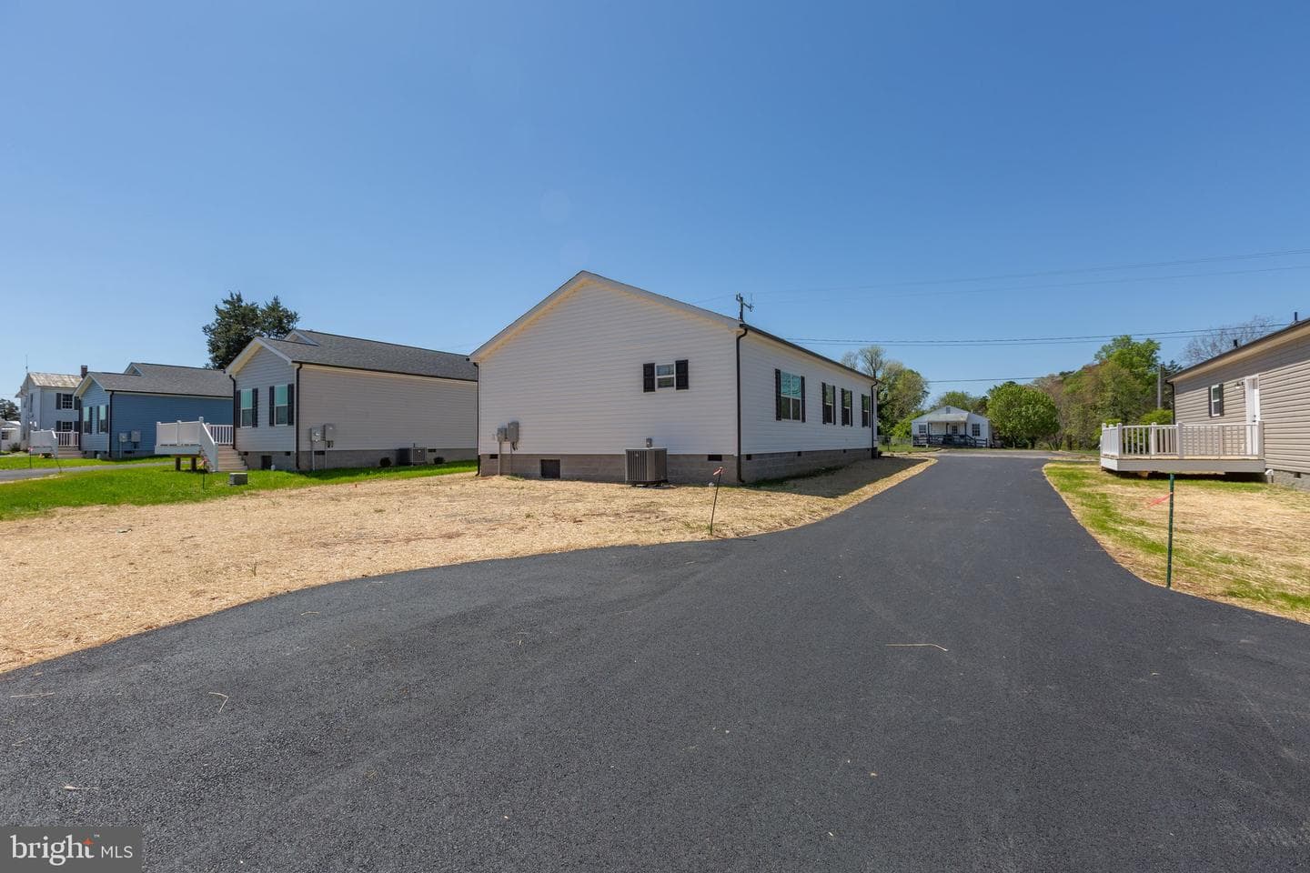 820 Mineral Avenue photo 32