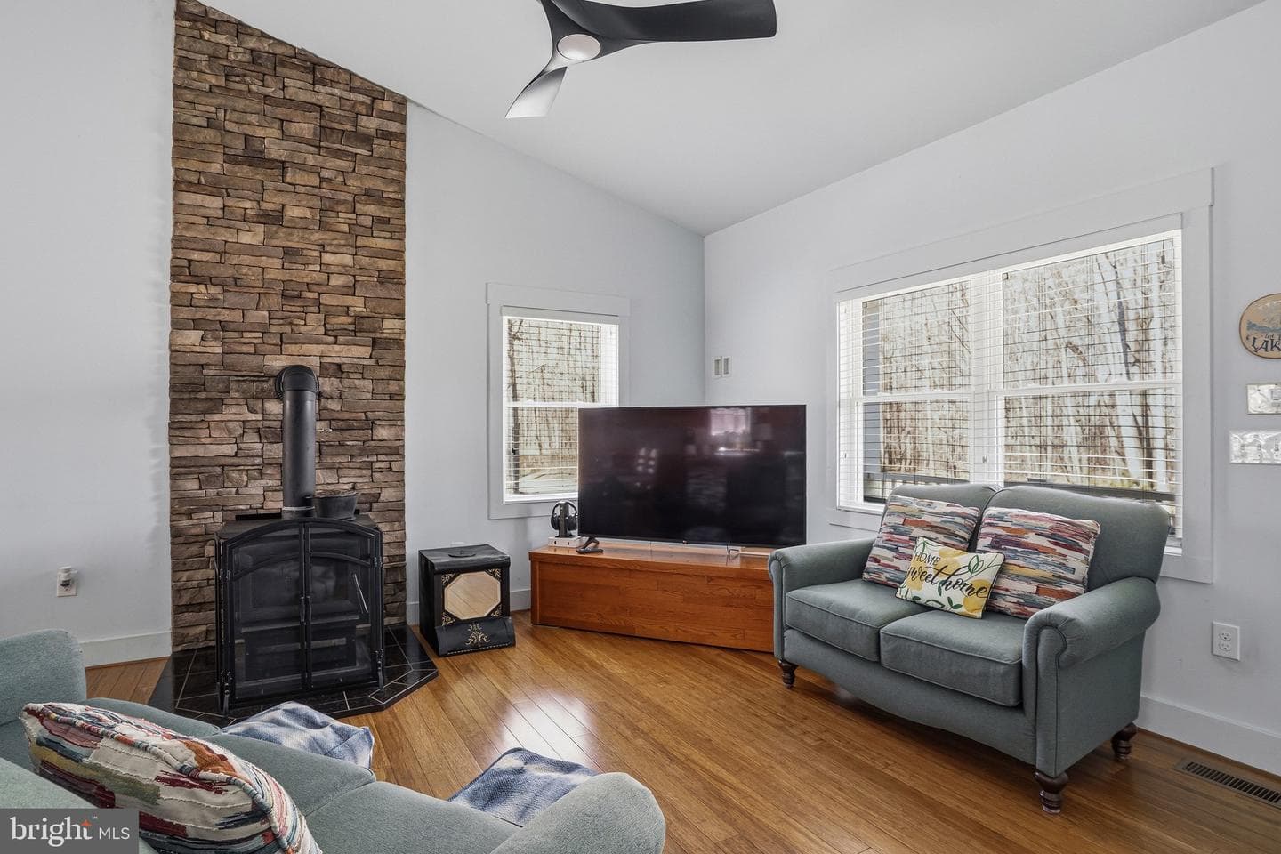 216 Cooke Lane photo 30