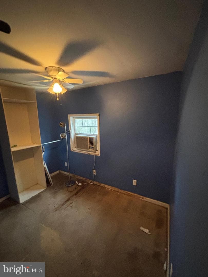 225 Foxbrook Court photo 4
