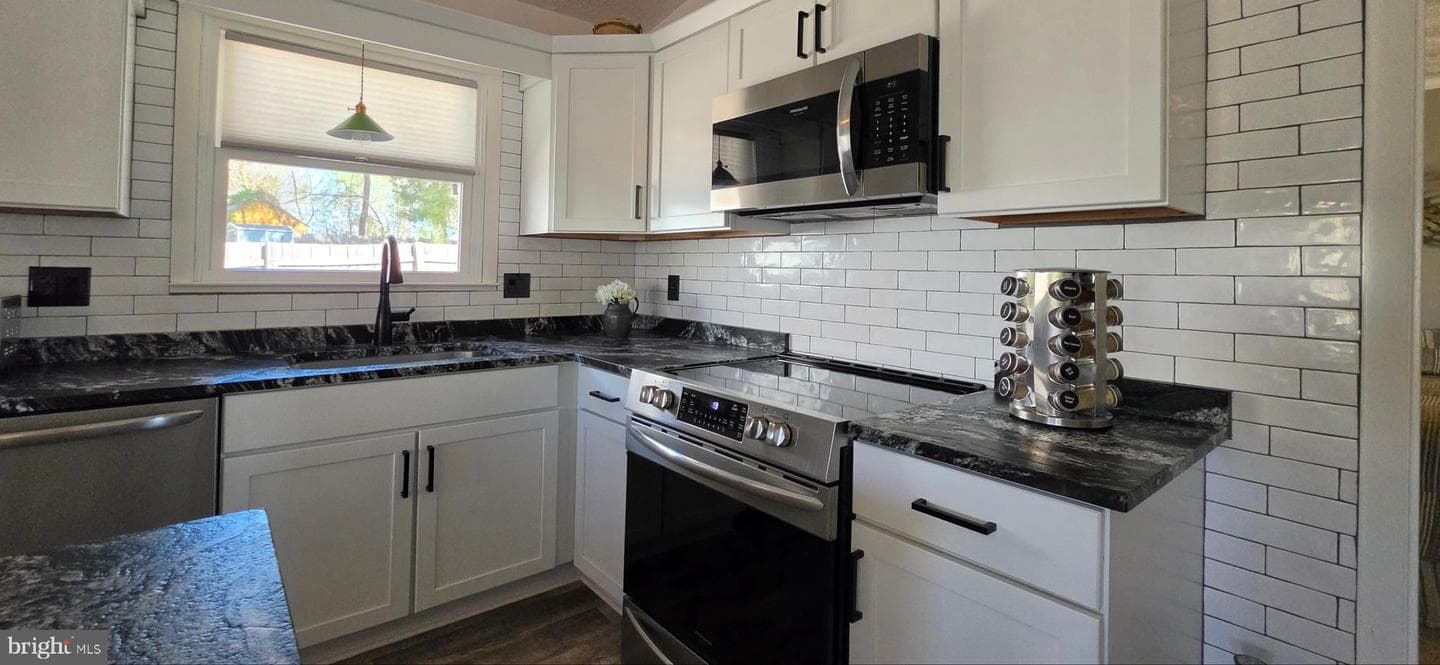 20 Lakeview Circle photo 15