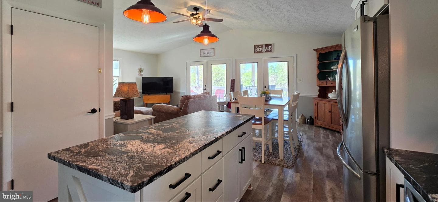 20 Lakeview Circle photo 18
