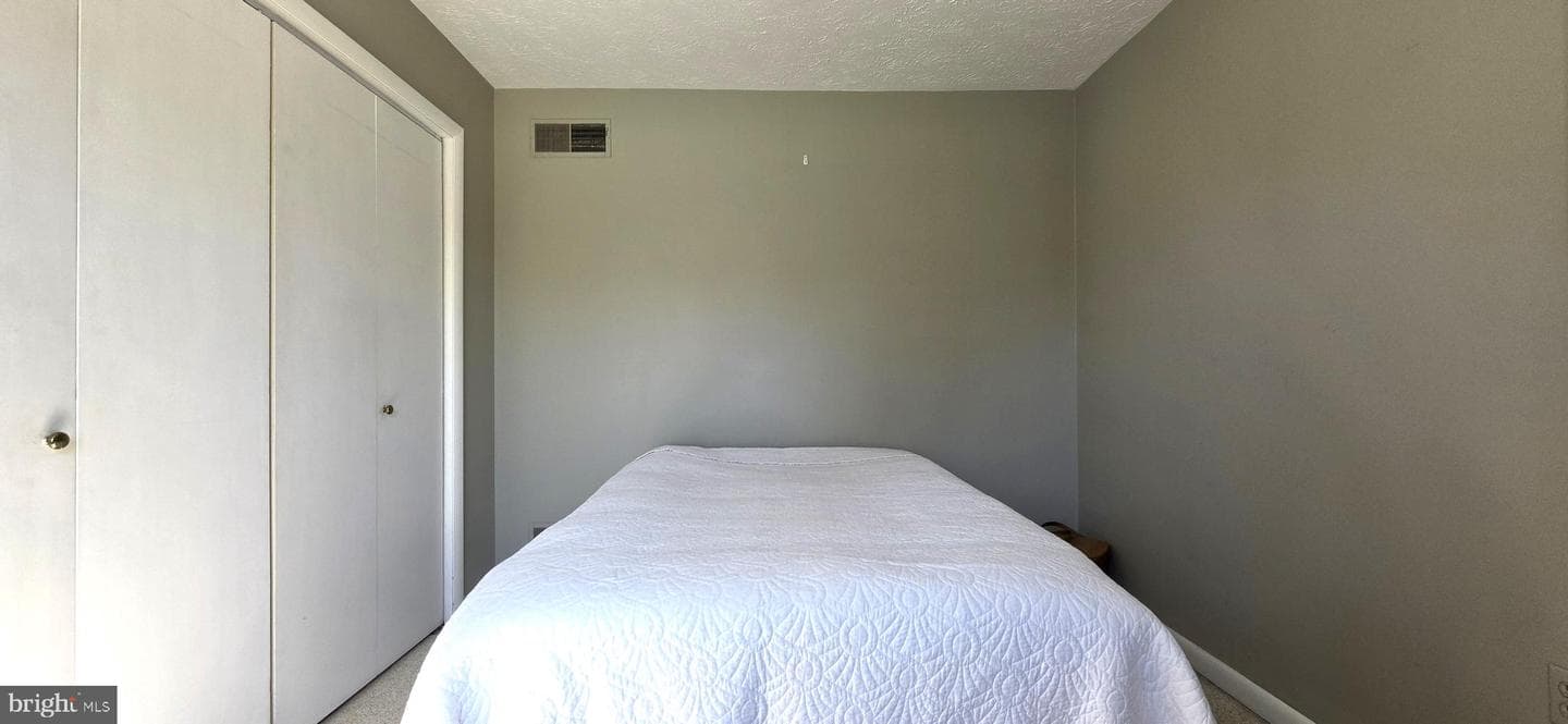 20 Lakeview Circle photo 39