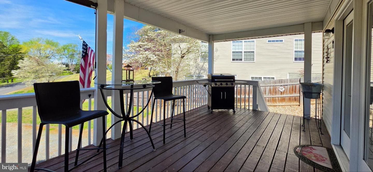 20 Lakeview Circle photo 8