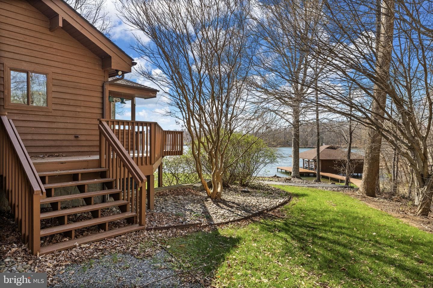 374 Sorbie Lane photo 64