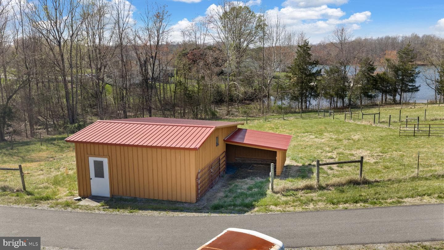 374 Sorbie Lane photo 78