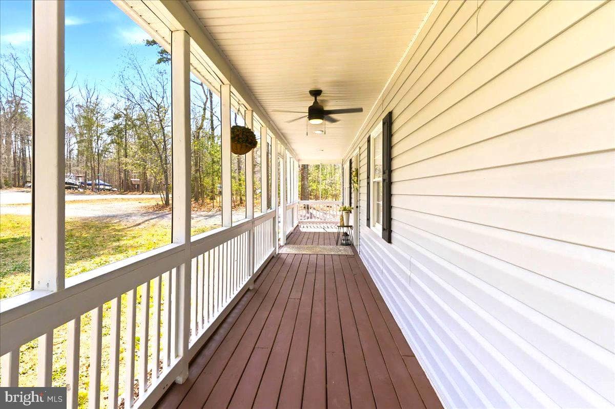 536 Pine Harbour Drive photo 17