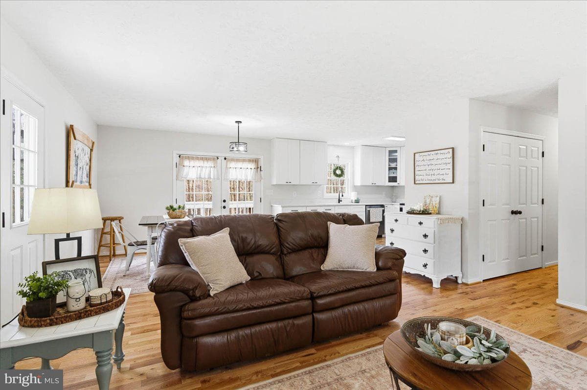 536 Pine Harbour Drive photo 27
