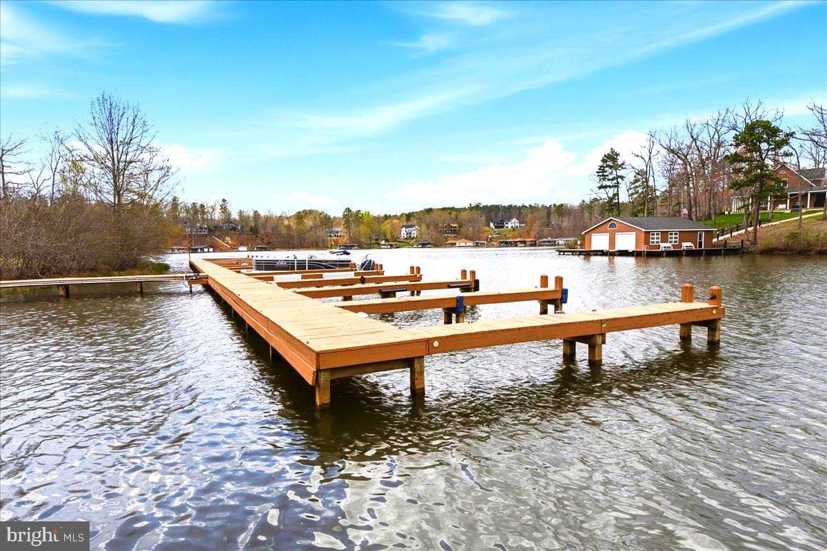 536 Pine Harbour Drive photo 7