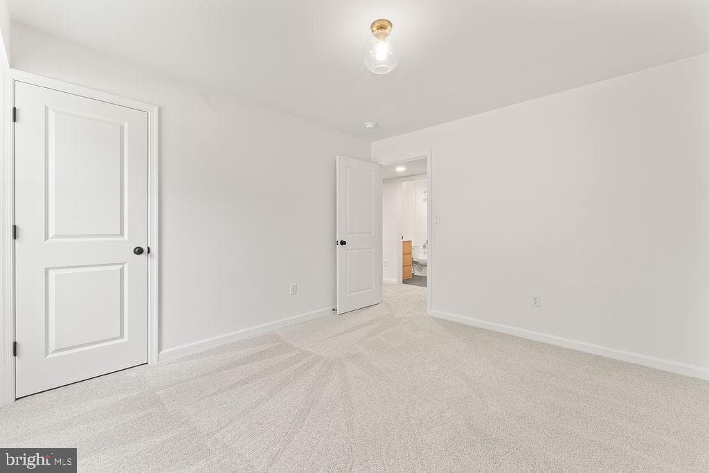 946 Pottiesville Rd photo 28