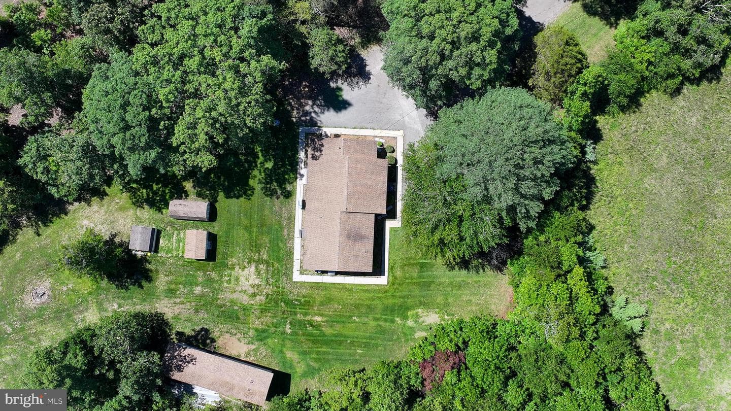 1062 Pendleton Road photo 9