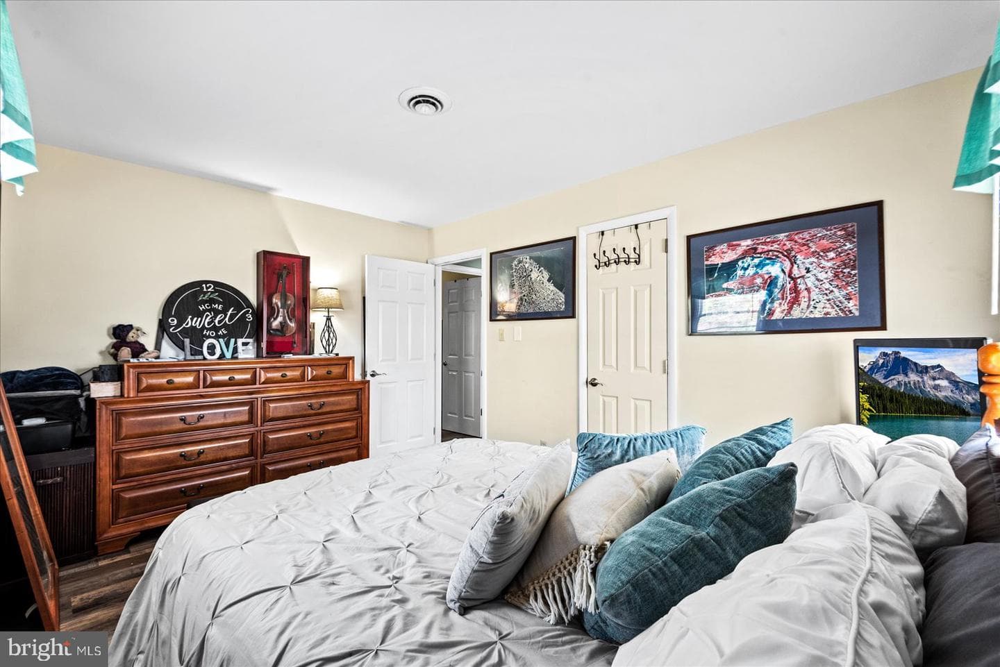 110 Spring Road photo 23