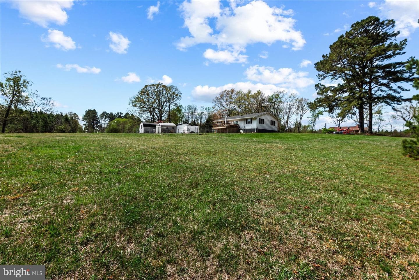 110 Spring Road photo 32